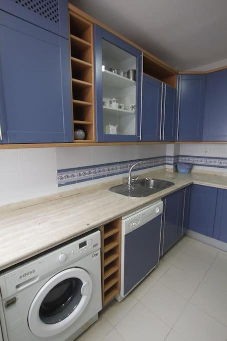 Clasica: Amigos Y Familia. Parking Gratis! Appartement