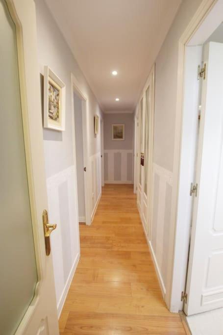 Appartement Clasica: Amigos Y Familia. Parking Gratis!